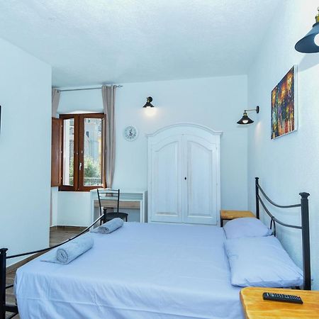 La Plaza Otel Ollolai Dış mekan fotoğraf